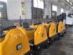 工廠掃地機1400A車間廠區(qū)皆可用 工廠掃地機1400A車間廠區(qū)皆可用