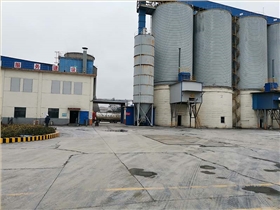 工業(yè)掃地車讓大型制造業(yè)保潔省時(shí)省心省錢(qián) 工業(yè)掃地車讓大型制造業(yè)保潔省時(shí)省心省錢(qián)
