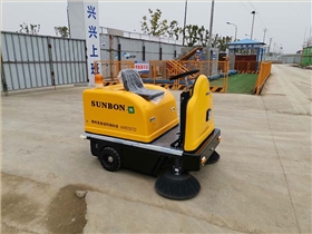 清掃機(jī)成為工地清潔好伙伴 清掃機(jī)成為工地清潔好伙伴