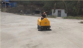 小型電動(dòng)掃地車進(jìn)駐河南河達(dá)金屬鎂有限公司 小型電動(dòng)掃地車進(jìn)駐河南河達(dá)金屬鎂有限公司