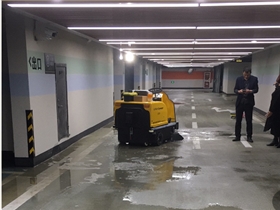電動(dòng)掃地車(chē) 電動(dòng)掃地車(chē)