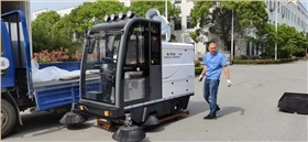 駕駛式掃地車功能強大使用方便 駕駛式掃地車功能強大使用方便