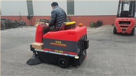 城市清潔“新幫手”，微型清掃車的優(yōu)勢(shì)分析 