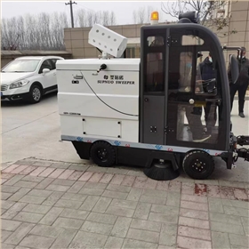 清掃車的多元應(yīng)用及其對城市環(huán)境的積極影響 清掃車的多元應(yīng)用及其對城市環(huán)境的積極影響