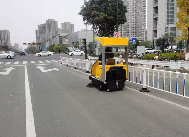 電動(dòng)清掃車有哪些優(yōu)點(diǎn)