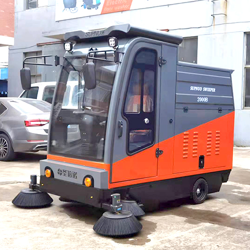 室外電動(dòng)掃地車