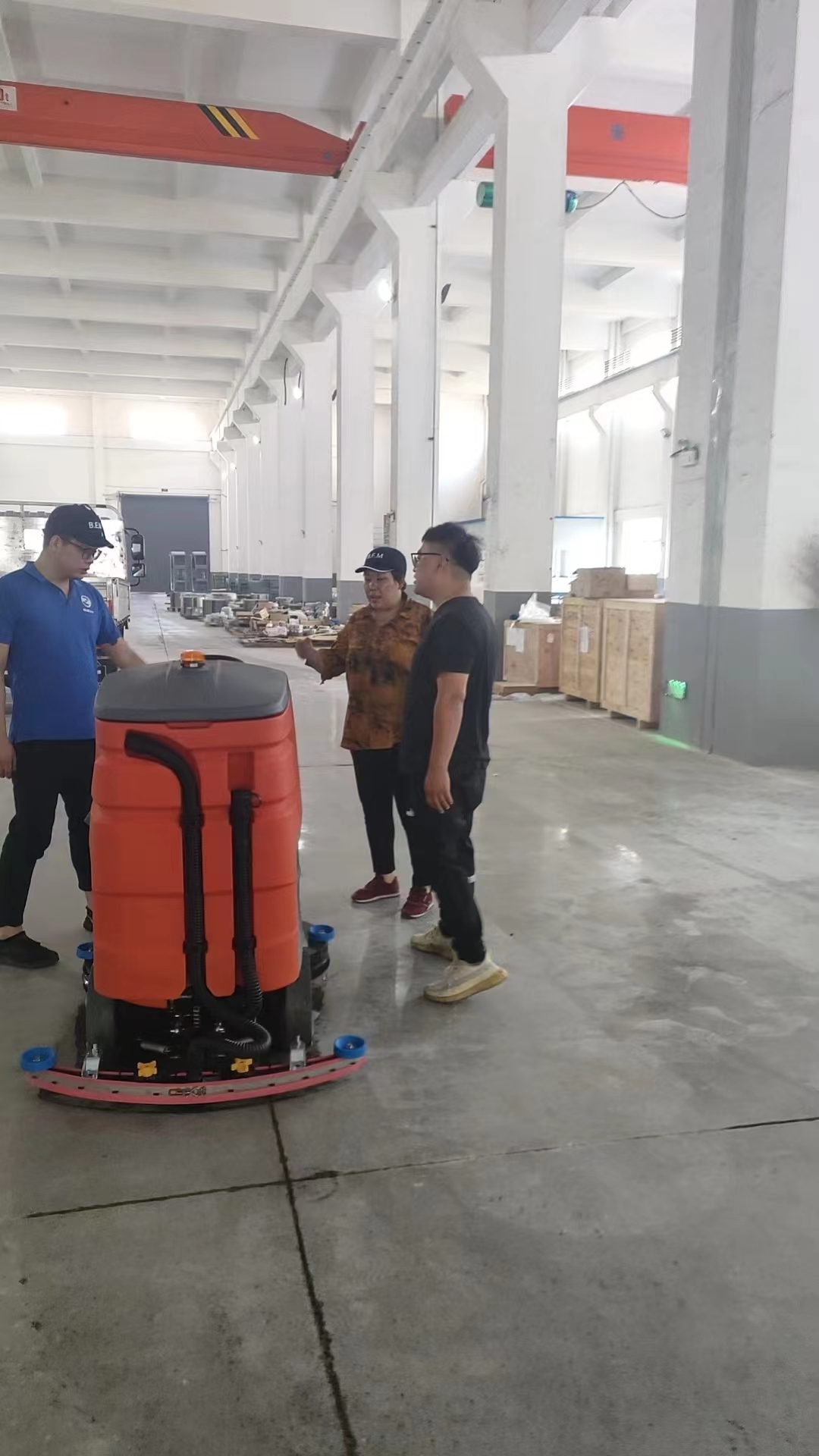 洗地車:提升清潔效率的智能選擇 洗地車:提升清潔效率的智能選擇